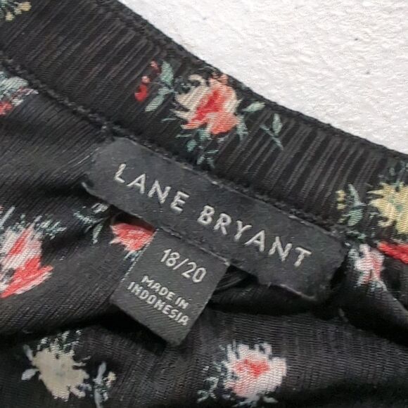 Lane Bryant Womens Top 18/20 Black Floral Spring Blouse - Picture 6 of 9